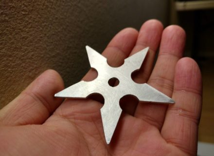 http://makerfestival.ca/wp-content/uploads/cfm/1282961485_aluminum_ninja_star.jpg